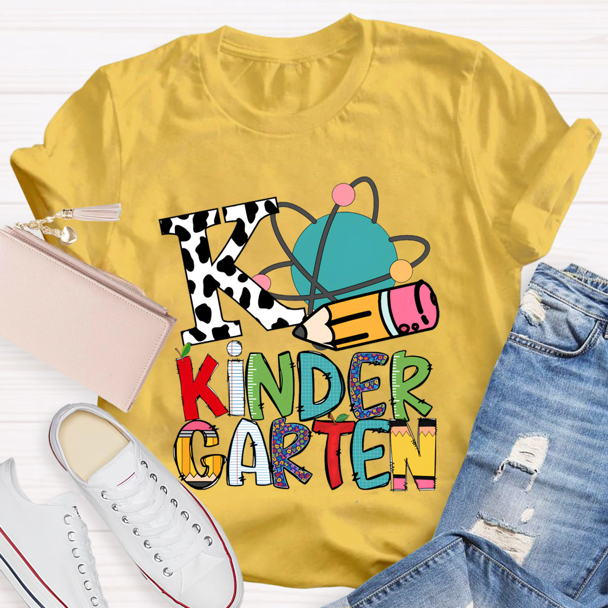 Personalized Grade Teacher Leopard Pencil Design T-Shirt