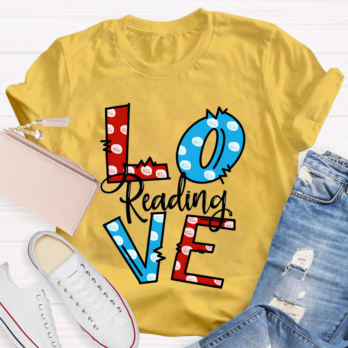 Love Reading Teacher T-Shirt