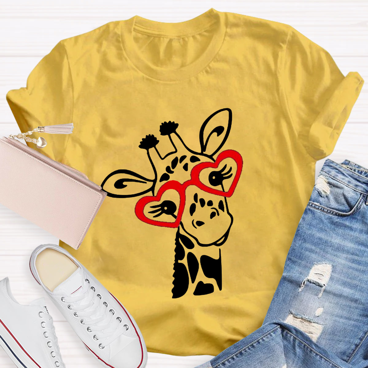 Valentines Day Giraffe  T-Shirt