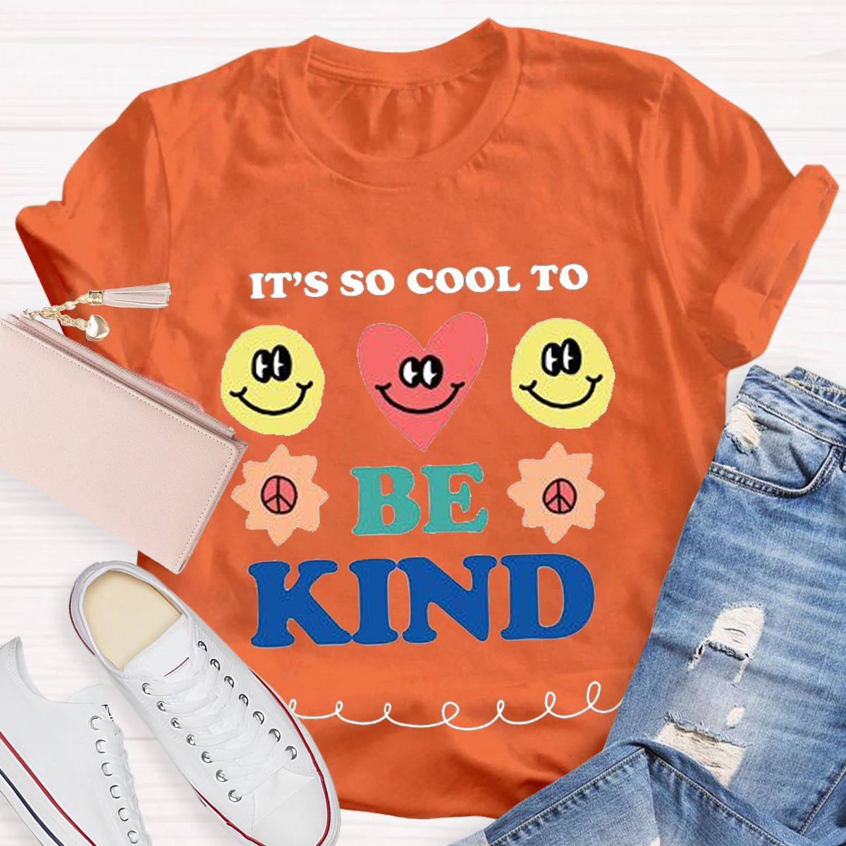 It‘s So Good To Be Kind Teacher T-Shirt