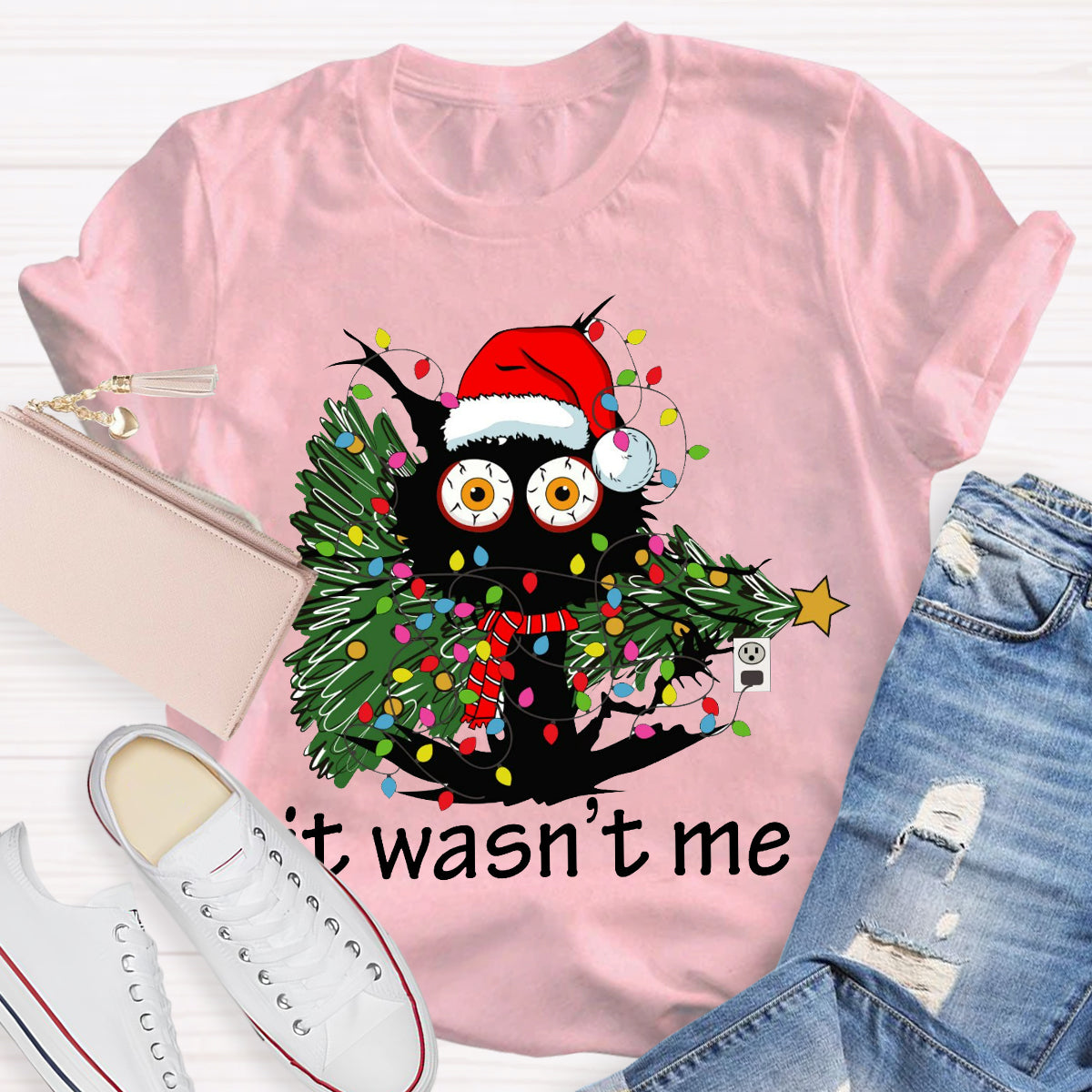 It Wasn't Me Christmas Teacher T-Shirt