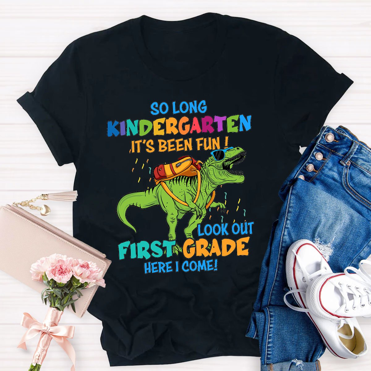 Personalized Grade Dinosaur Carrying A Schoolbag T-Shirt