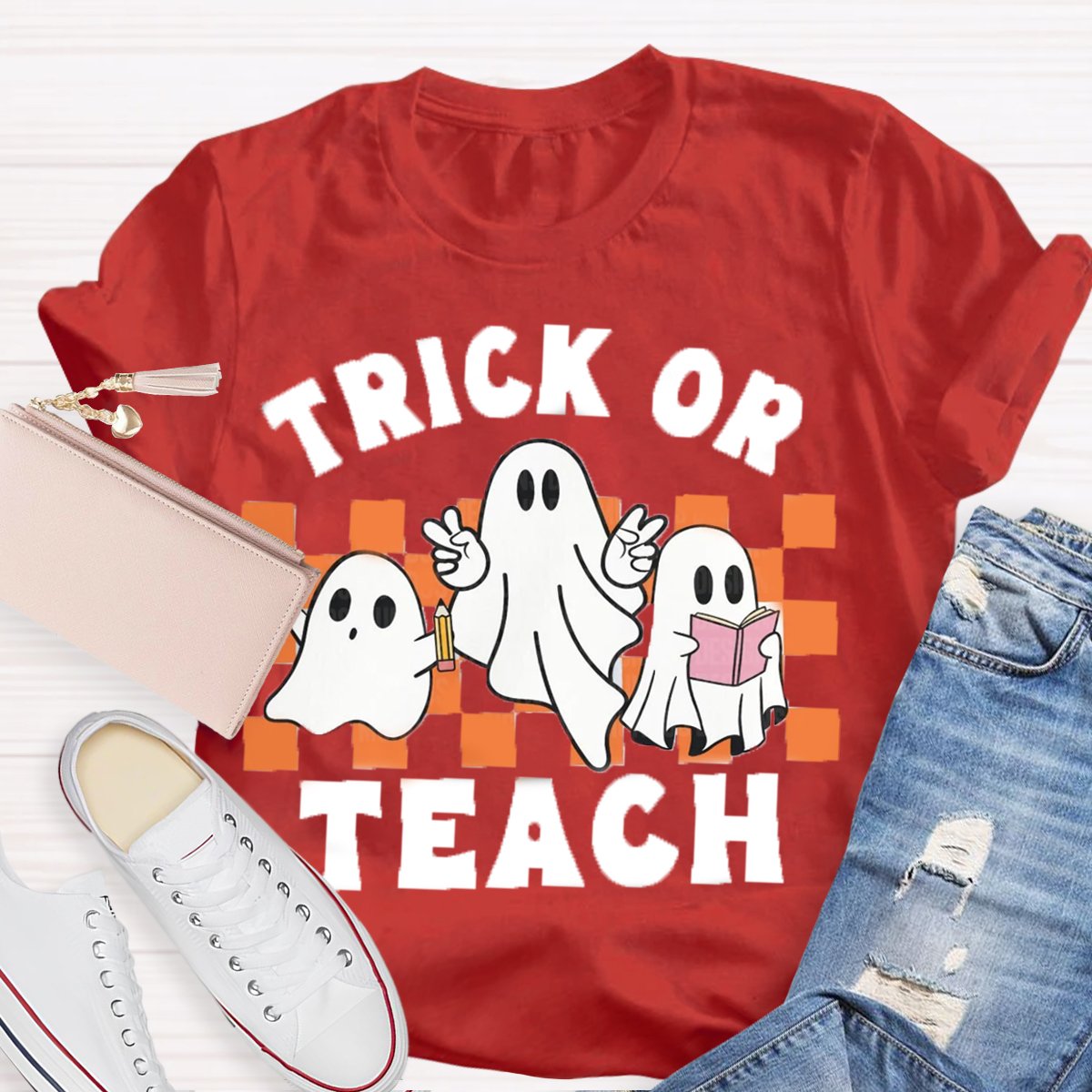 Trick Or Teach Halloween Teachers T-Shirt