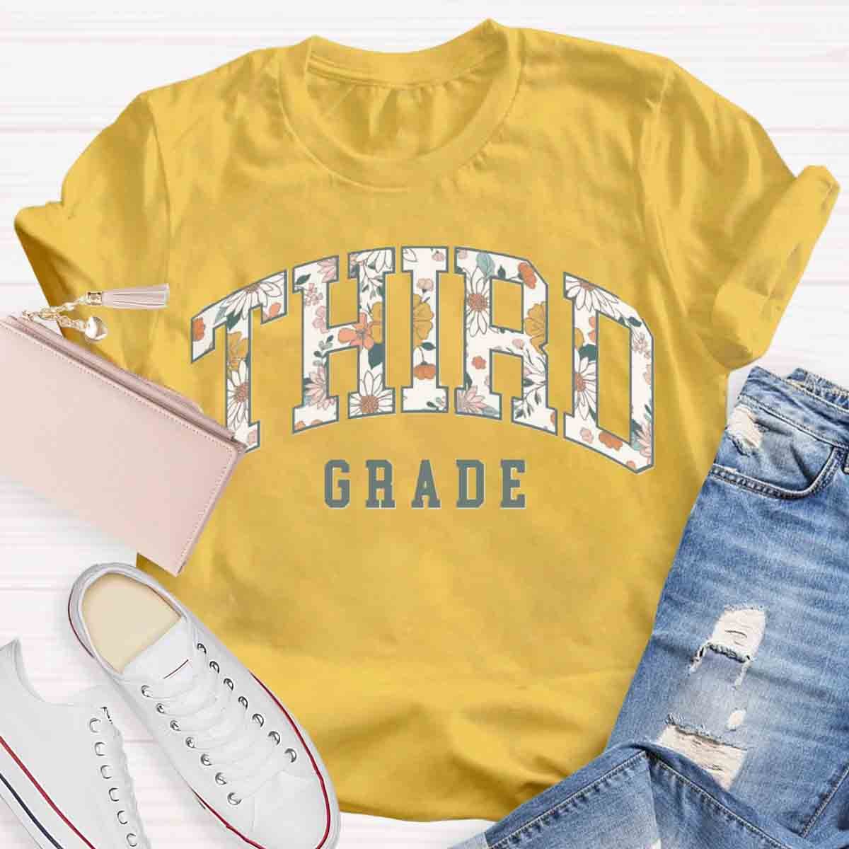 Personalized Grade Retro Flowers Prints T-Shirt