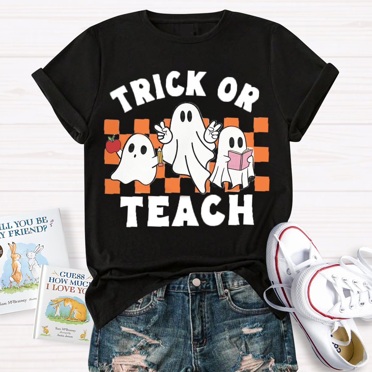 Trick Or Teach Halloween Teachers T-Shirt