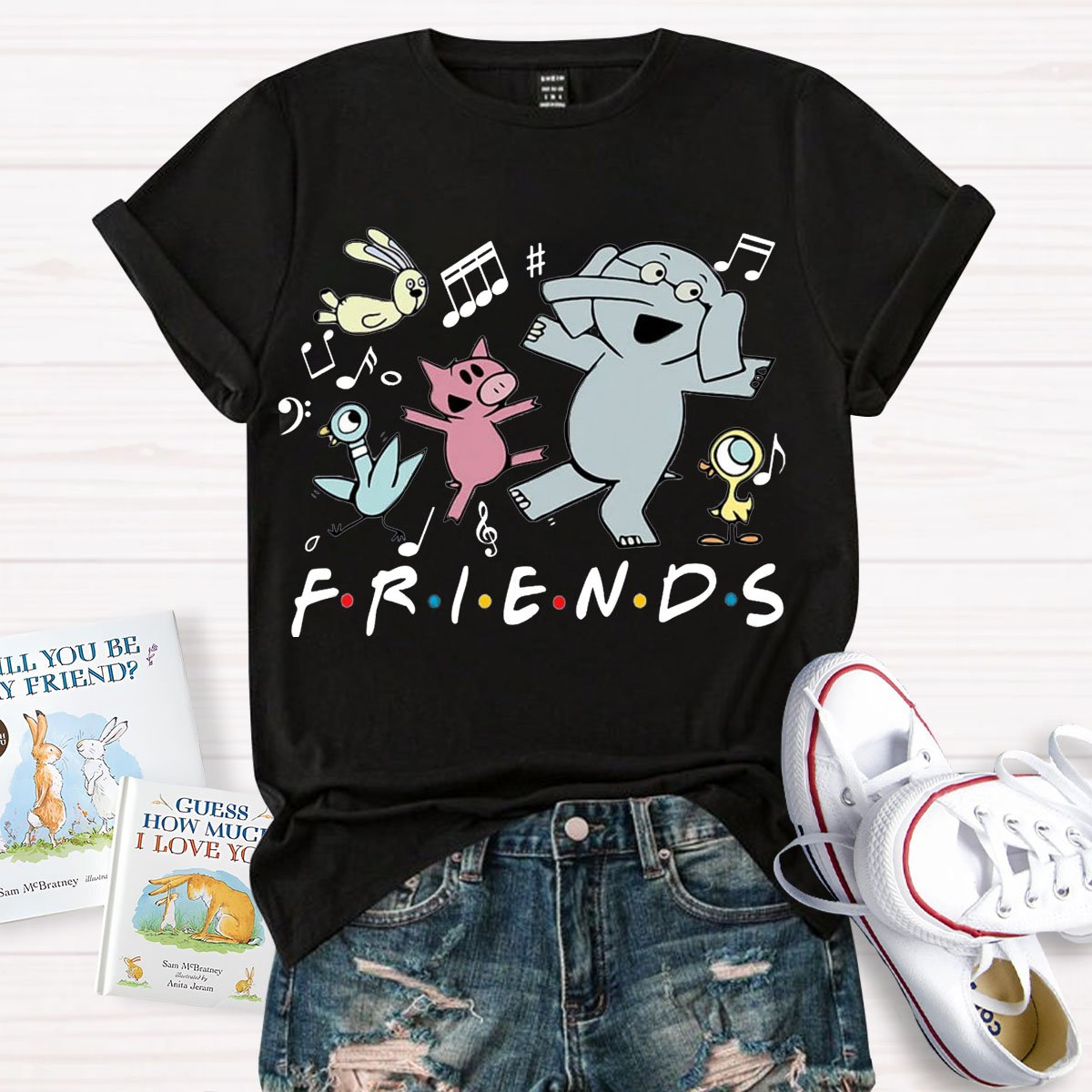 Elephant And Piggie Kindergarten Friends Reading Librarian T-shirt