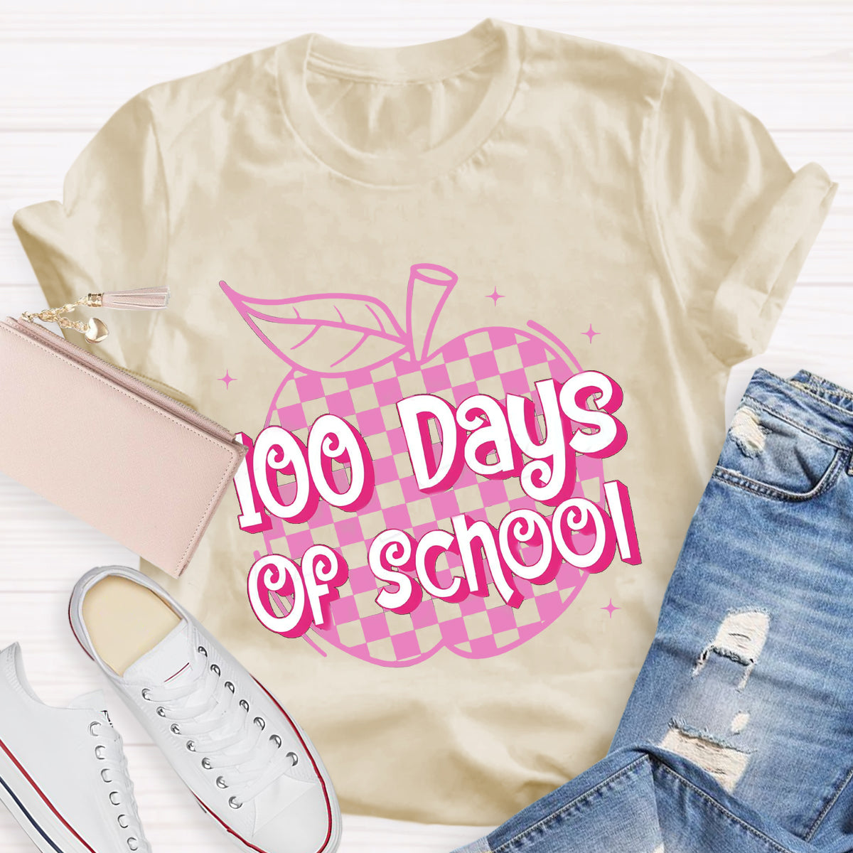 100 Days Of School Pink Apple Teacher T-Shirt