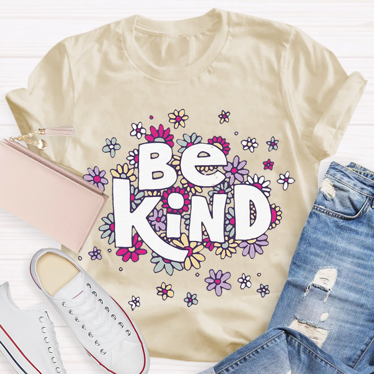 Cute Flower Be Kind Teacher T-Shirt