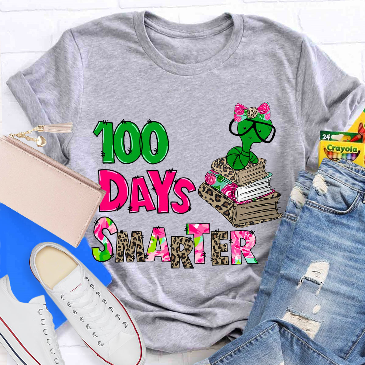 100 Days Smarter Caterpillar Wearing Glasses Teacher T-Shirt