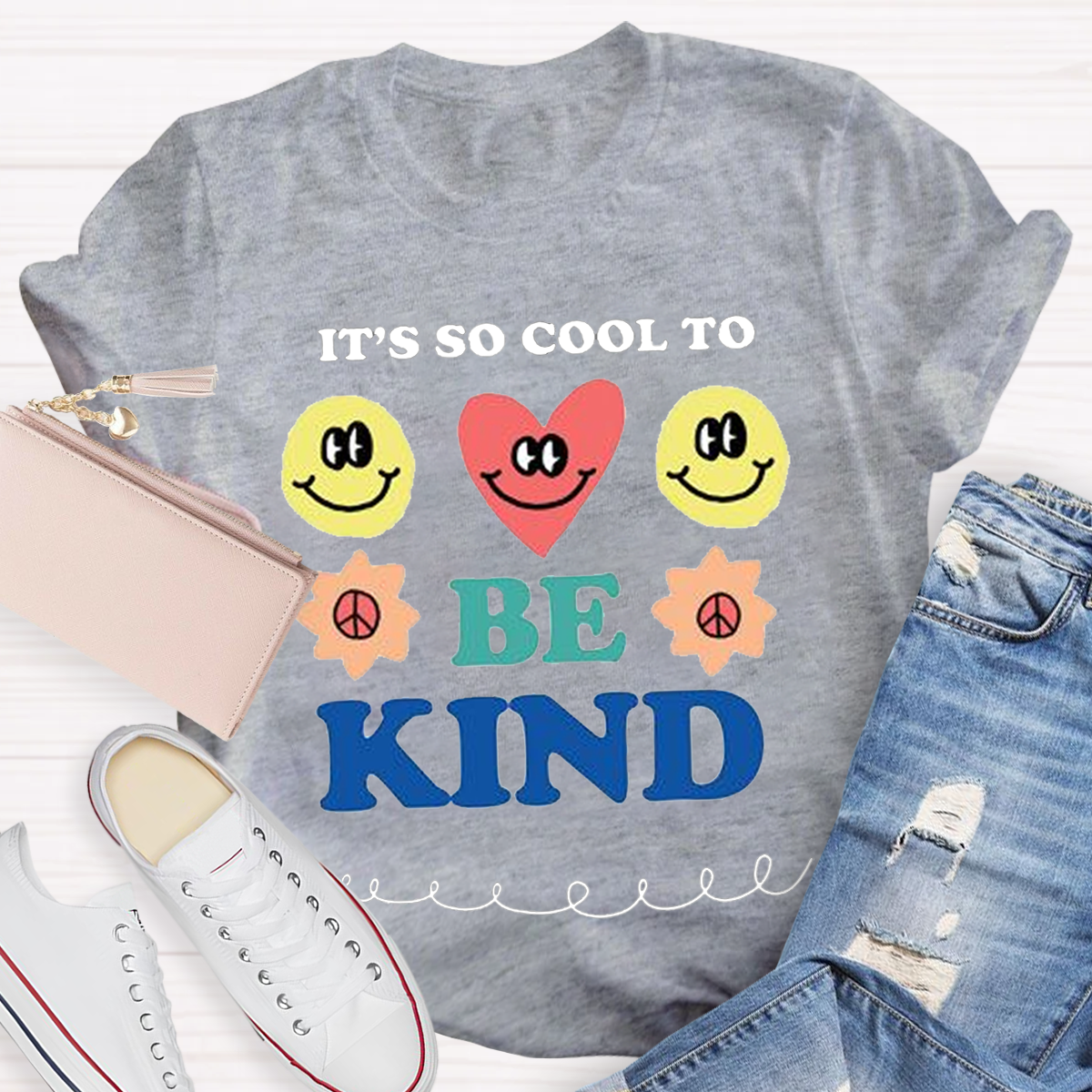 It‘s So Good To Be Kind Teacher T-Shirt