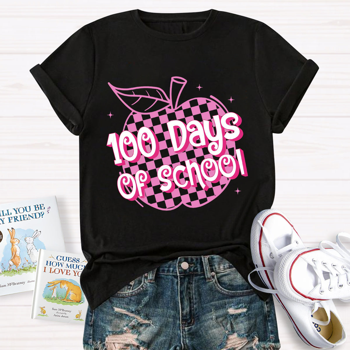 100 Days Of School Pink Apple Teacher T-Shirt