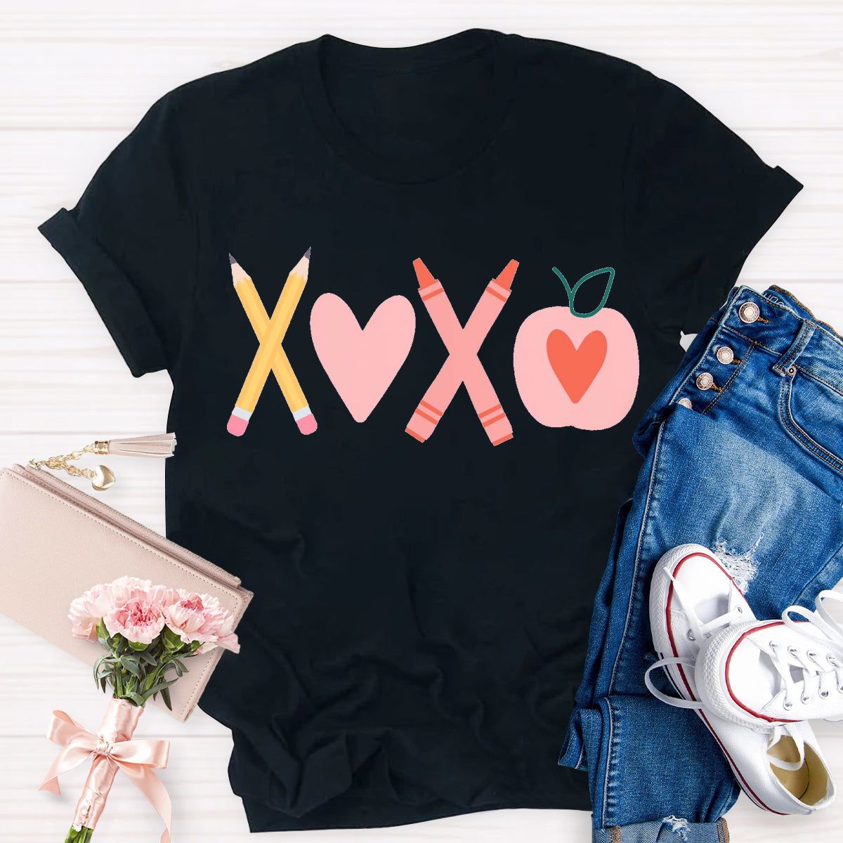 Valentine's Day Pencil Crayon Apple Teacher T-Shirt