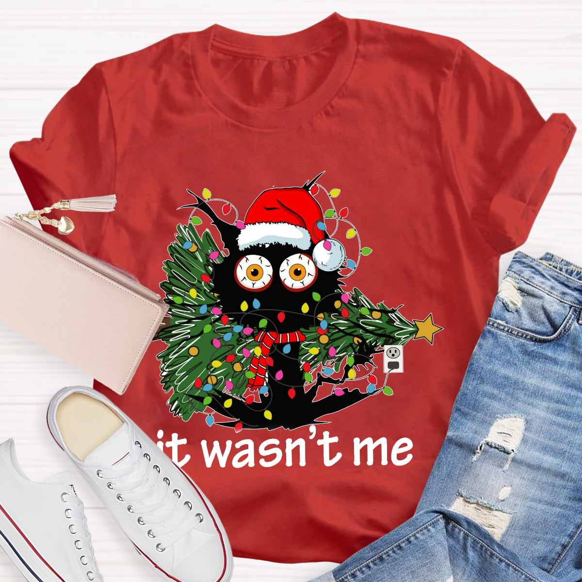 It Wasn't Me Christmas Teacher T-Shirt